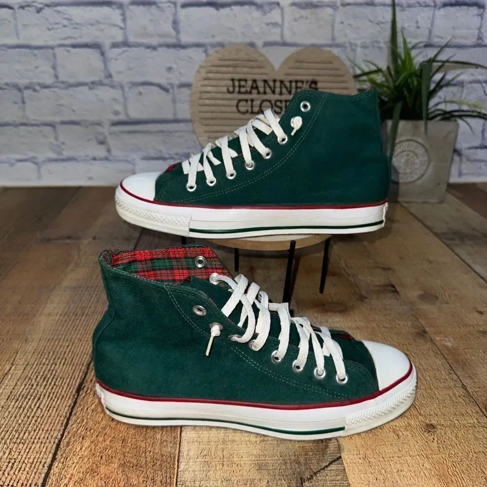 Rare converse Chuck Taylor Christmas sneakers